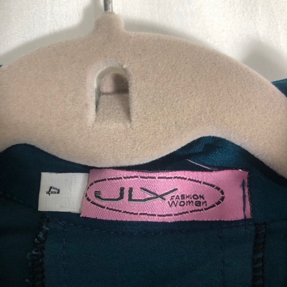 Womens Teal Long Coat. Size 4. - Picture 7 of 8